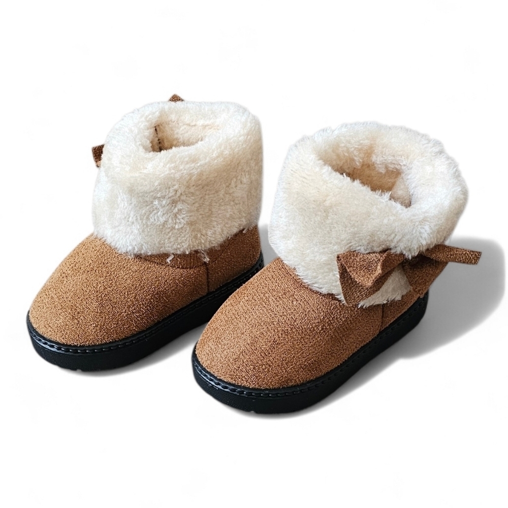 DADAWEN Toddler Faux Fur Bow Winter Boots – Size 22 (Toddler 6)